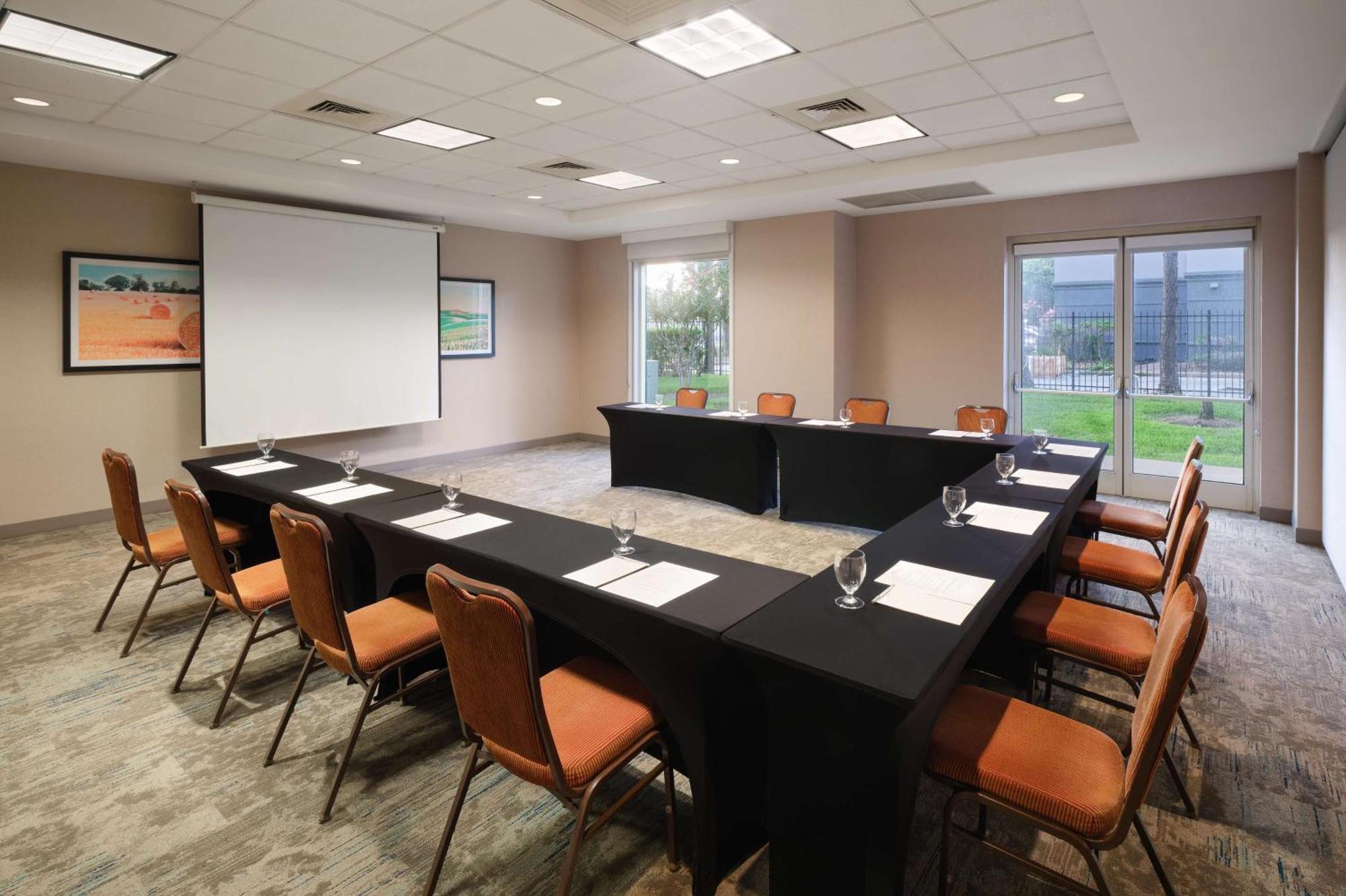 Hilton Garden Inn Houston/Bush Intercontinental Airport Ngoại thất bức ảnh